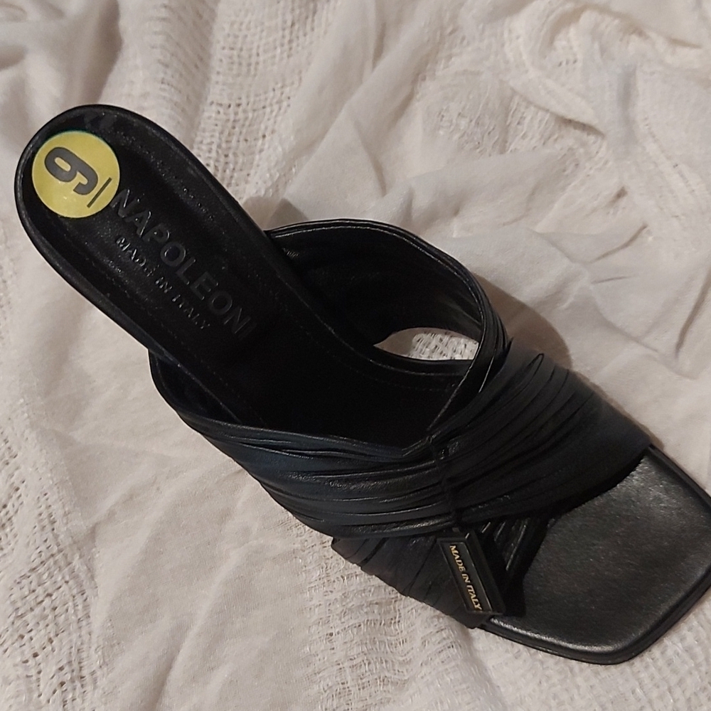 Italian Leather Sandals - Picture 3 of 8